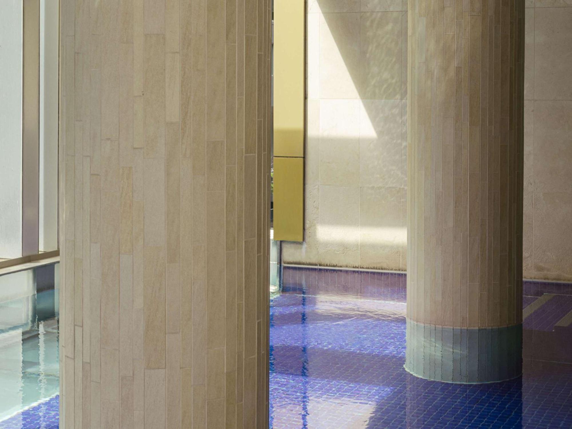 The Olsen Melbourne Art Series Exterior foto The floor of the main hall
